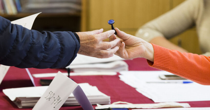 alegeri prezidentiale 2024 turul i sectiile de vot din tara se deschid maine dimineata date esentiale despre scrutin 6742394c7a463