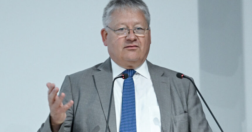 avertismentul sefului spionajului german moscova incerca sa divizeze nato chiar inainte de inceperea unui eventual razboi 6748364950a81