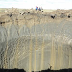 cercetatorii au descoperit cauza fenomenului misterios al craterelor explozive din siberia un semn terifiant ca arctica se schimba 6738a6c70793f
