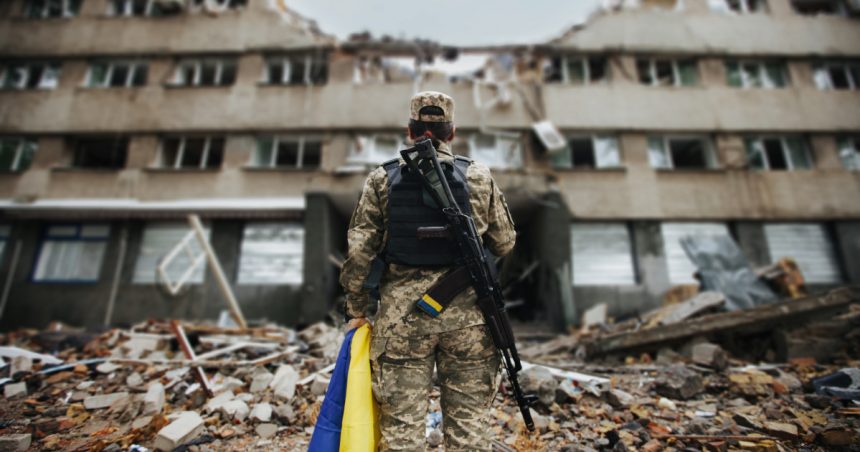 cine sunt femeile care sustin industria de aparare din ucraina in lipsa barbatilor trimisi pe front armele asigura viata 6726414973438