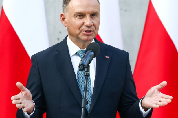 decizia sua de a permite kievului sa loveasca tinte din rusia cu rachete atacms poate fi decisiva in razboi crede presedintele polonez 673b3f9f3310f