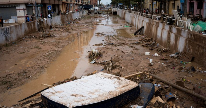 furie in spania la o saptamana de la inundatii inca nu e un bilant oficial al celor disparuti nu stiu cat timp mai avem 672afaac79e95