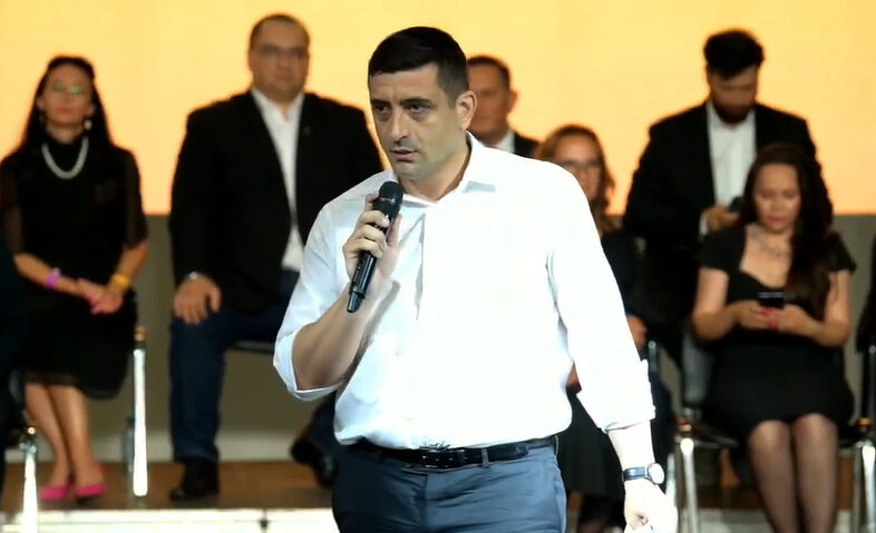 george simion spune ca nu va mai candida in cazul in care se repeta turul 1 il voi sustine pe calin georgescu 6747566927b1c