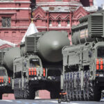 kremlinul ameninta ca si va formaliza doctrina pentru a raspunde cu un atac nuclear daca ucraina va ataca rusia cu arme occidentale 673c5177f3ffa