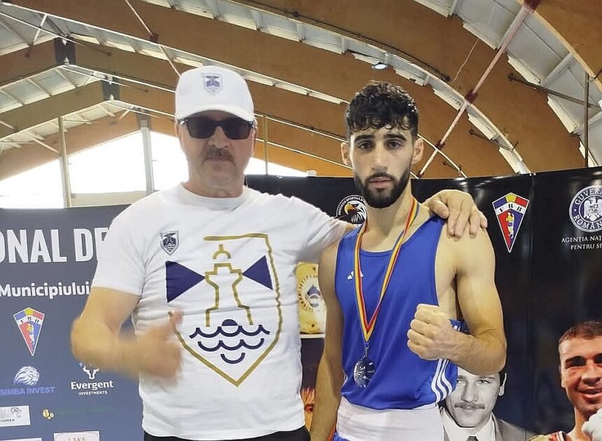 pugilistul de la csm constanta angelo tutunea a luat argintul la nationalele de tineret 673d08c85a0c9