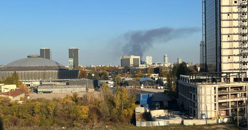 video incendiu cu degajari mari de fum in nordul bucurestiului a fost emis mesaj ro alert 672a439ded9d8