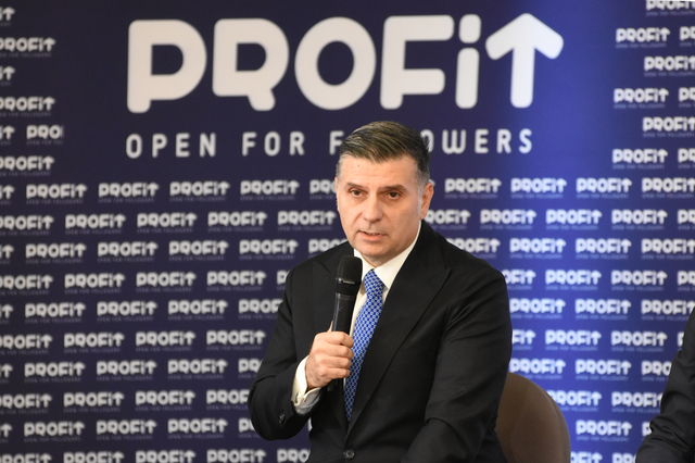 video profit financial forum alexandru petrescu presedinte asf pana la finele anului vor intra noi jucatori pe piata asigurarilor inclusiv pe zona rca 67484e81a40e4