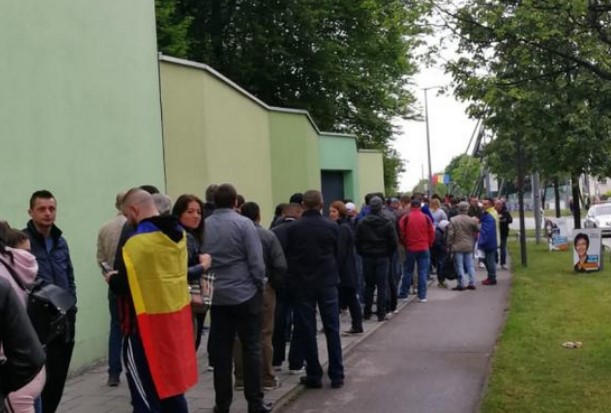 a inceput votul in diaspora pentru cel de al doilea tur al alegerilor prezidentiale 6752b6c6d33fd