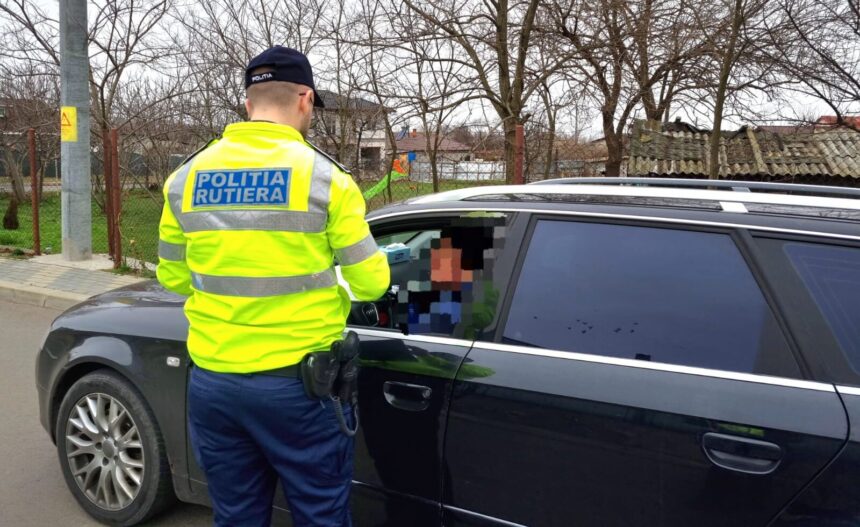 accident pe strada eliberarii un batran beat a provocat s a urcat la volan si a lovit o alta masina 6755909296667