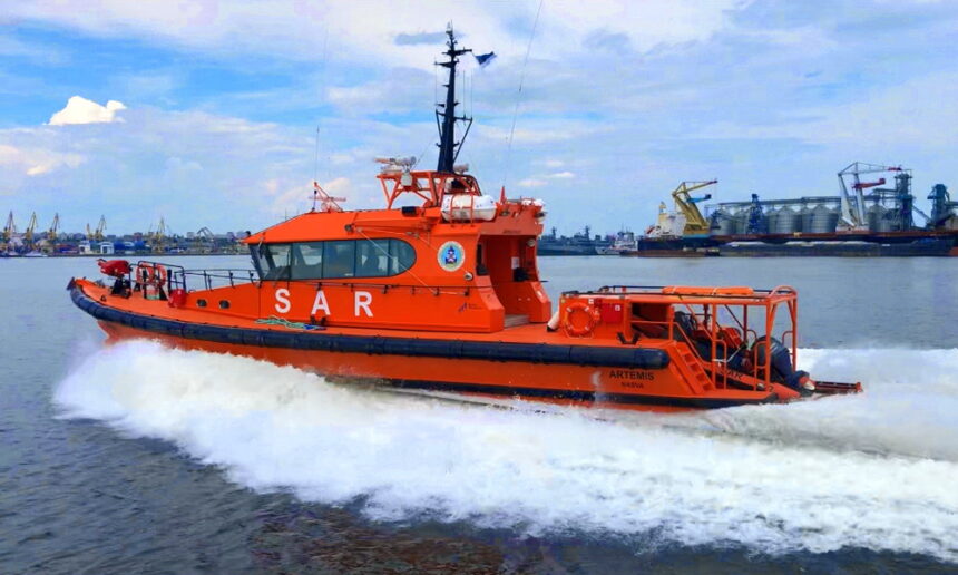 alerta pe mare in rada exterioara a portului constanta un marinar a fost salvat de echipajul navei artemis din cadrul arsvom 676a8c7d08002