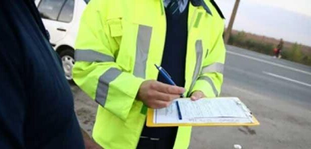aproape cinci sute de permise de conducere retinute de politisti in ultimele 24 de ore 675060ea4b465