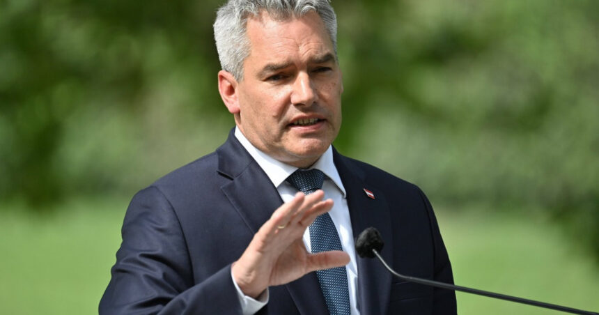 austria le ofera refugiatilor sirieni cate 1 000 de euro pentru a se intoarce acasa 675c93ad8b775