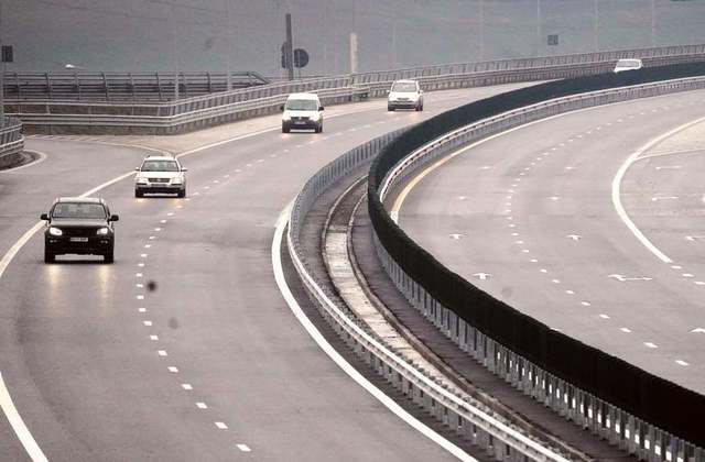 autoritatile anunta cati kilometri de autostrada vor fi deschisi in 2025 de la craiova la constanta se va circula direct pe drum de mare viteza 6773e6df035e7