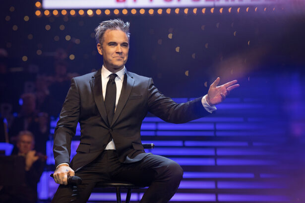better man robbie williams incanta salile de cinema din 27 decembrie 6767a45a16188