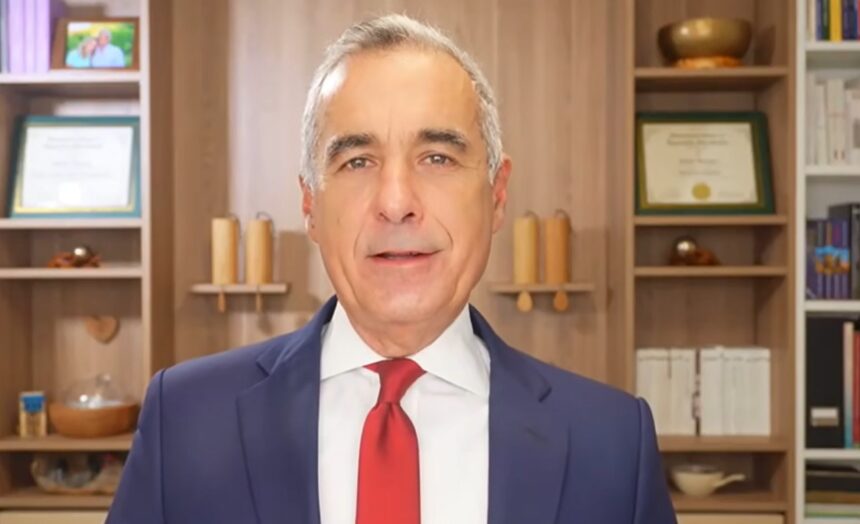 calin georgescu iohannis pleaca intr o calatorie asa a plecat si ceausescu in 89 video 67628cff25c28