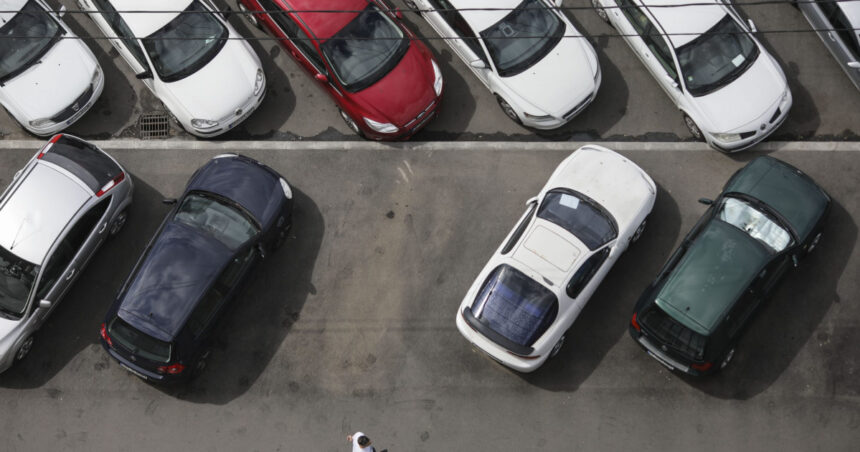 cat va costa parcarea de resedinta in bucuresti in 2025 tarifele au fost majorate in sectorul 4 platesc si cei care nu au loc 677110f177453