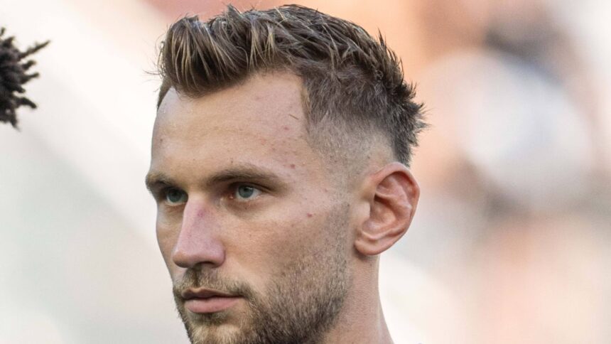 ce au remarcat turcii la denis dragus 6752ea0062833