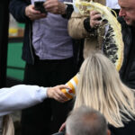 ce pedeapsa a primit femeia care l a atacat pe nigel farage cu un milkshake modelul onlyfans spune ca nu regreta incidentul 6760304c095b2