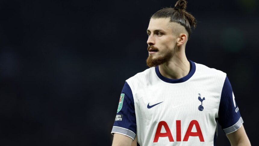 ce se intampla cu radu dragusin inaintea duelului cu manchester united anuntul britanicilor 67627e96b8786