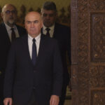 coalitia de guvernare se reuneste in prima sedinta dupa semnarea acordului de functionare pentru a discuta despre ordonanta trenulet 676e6f4946363