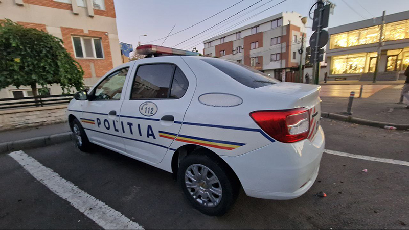 constanta politist lovit cu pumnul in piept si cu piciorul in burta autorul trimis in judecata 676966555516d