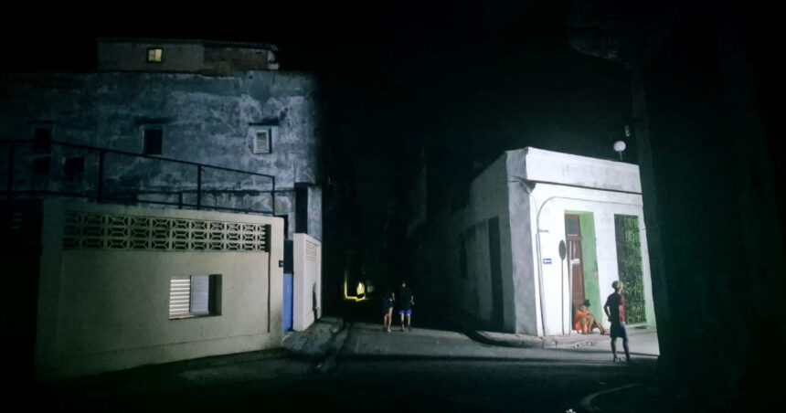 cuba din nou in pana de curent reteaua electrica s a prabusit in urma unei avarii la o centrala 675069683ba61