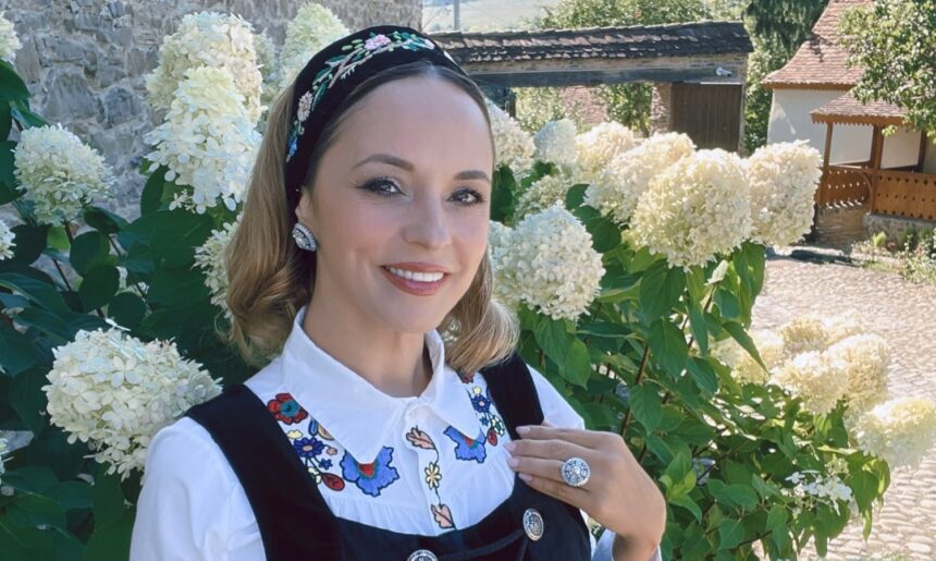 cum arata mama vitrega a andreei marin desi a a crescut o ca pe propria fiica vedeta a acceptat o greu pe renata 6762a4759febb
