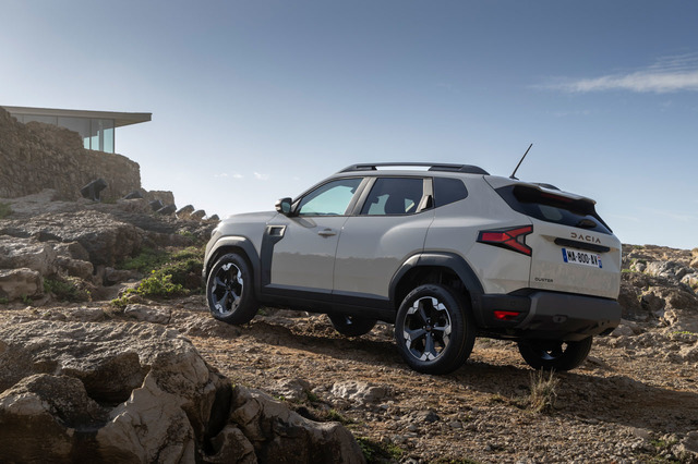 dacia duster intra in topul european al suv urilor hibride romanii au cumparat deja un volum important de masini duster hibrid 674fe81cca9b4