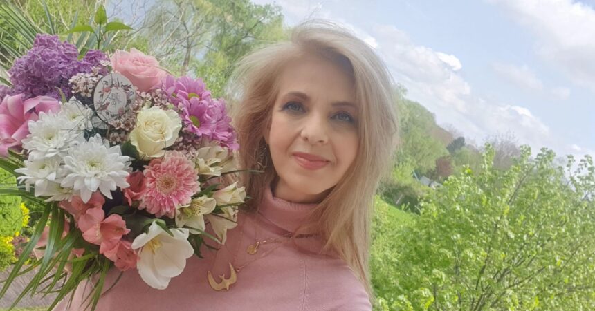 detalii mai putin stiute din viata biancai brad isi doreste sa revina in televiziune asta a fost jobul meu timp de 6 ani 676400871278e