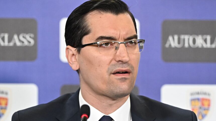 digitalizarea fotbalului romanesc 2025 aduce disparitia unor documente cu traditie federatia a oficializat decizia 67683605169d3