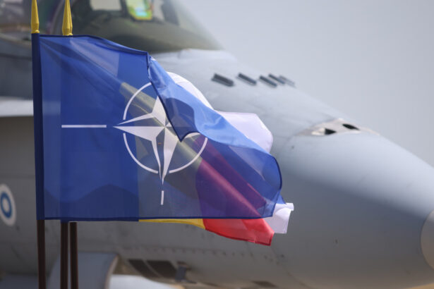 exclusiv poate calin georgescu sa scoata romania din nato daca vrem sa ne facem singuri rau ne vor lasa sa ne facem rau 675053d005bd8