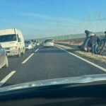 Accident pe DN 22, după Popasul Tașaul. O mașină s-a răsturnat. 2 foto accident pe dn 22 dupa popasul tasaul o masina s a rasturnat 675fda4e094e9