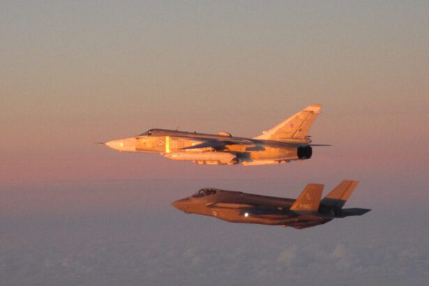 foto avioane f 35 olandeze au interceptat trei avioane rusesti deasupra marii baltice 6757356a4e348