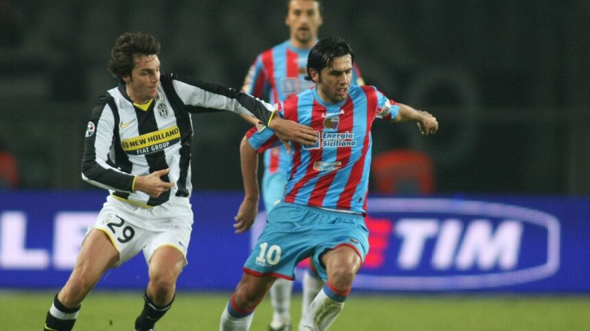 foto il recunosti gazzetta dello sport publica o fotografie cu romanul misterios din anii 2000 care a jucat in serie a 675d51377e545