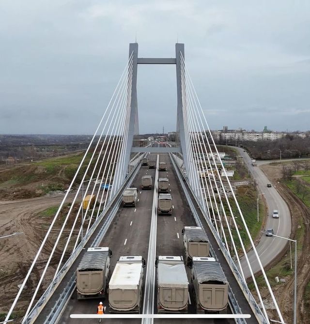 foto podul hobanat de pe drumul de centura al galatiului teste de rezistenta inaintea inaugurarii 675befd7b50f9