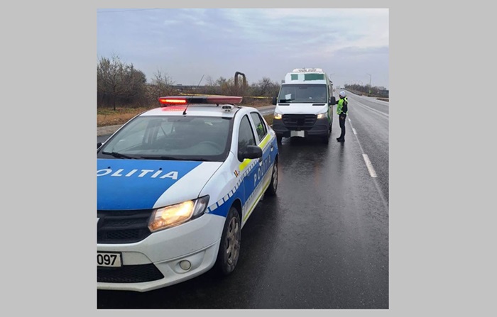 foto sofer de camion prins pe picior gresit de politia constanta a ramas fara masina 675423816103e