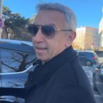 foto video dan diaconescu patronul otv a ajuns la judecatoria constanta a iesit soarele si pe strada noastra 676291e59839a