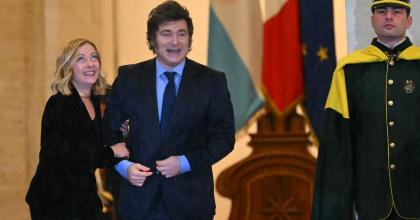 Furie în Italia, după ce președintele argentinian Javier Milei ar fi obținut cetățenie italiană. „Discriminare intolerabilă” 1 furie in italia dupa ce presedintele argentinian javier milei ar fi primit cetatenie italiana discriminare intolerabila 675c9eb0b7d36