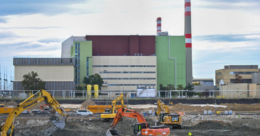 grupul maghiar mvm cu legaturi stranse cu rusia vrea sa achizitioneze pachetul majoritar al e on energie romania 67613c7ebce17