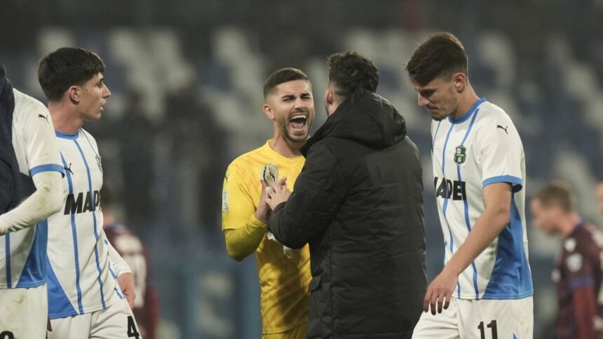 horatiu moldovan spre serie a serie impresionanta a lui sassuolo care defileaza cu romanul in poarta 6766ee3bc34cd