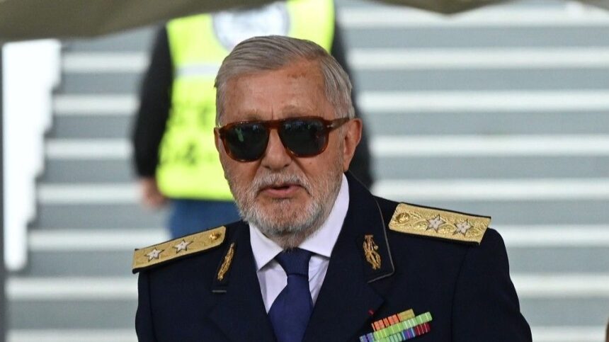 ilie nastase scarbit de statul roman merge la cedo unde sunt banutii aia unde s au dus tirada fostului lider atp 6750149e971e6