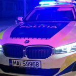 in constanta ca n filmele de actiune doi barbati au fugit de politisti dupa ce au trecut cu masina pe rosu nu aveau permis 6752ea5b65311