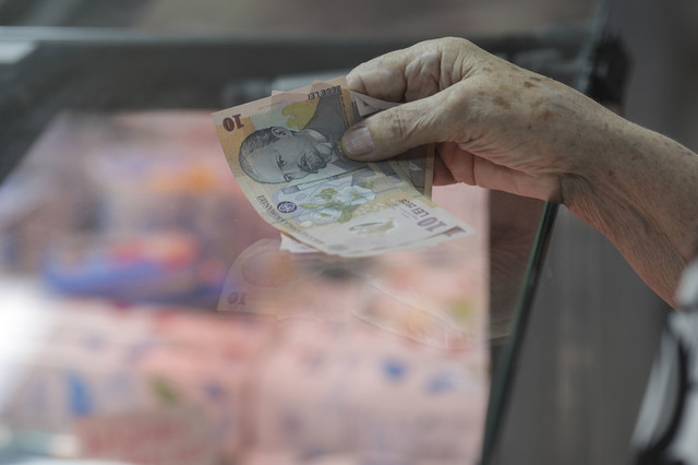 ircc scade de la 1 ianuarie ce rate vei plati in 2025 la un credit ipotecar 6773cb3480126