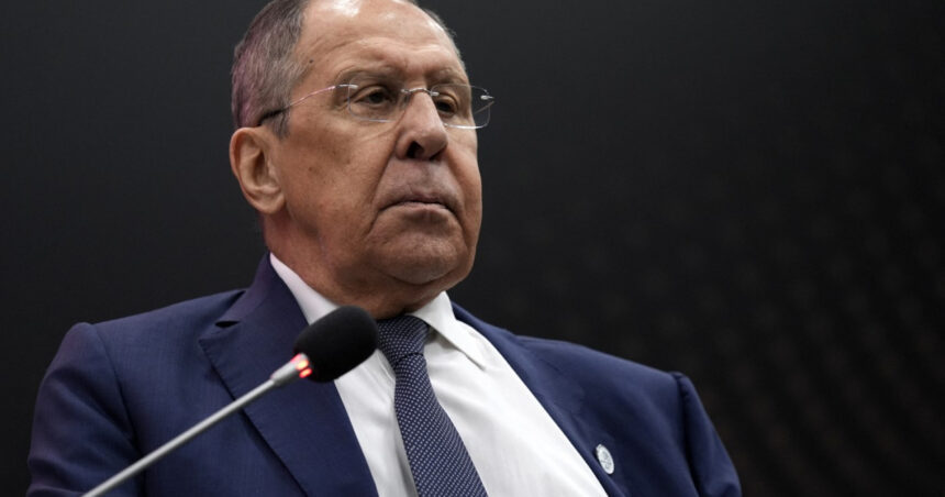lavrov spune ca franta a incercat sa vorbeasca cu moscova despre pace in ucraina fara prezenta kievului nu voi intra in detalii 676d74de380a7