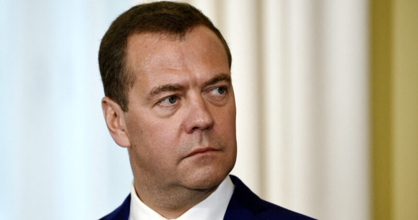 multe lucruri se intampla la londra medvedev ameninta dupa asasinarea generalului kirillov ca oficialii nato sunt tinte legitime 6762baf133ca9