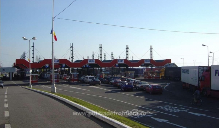 peste 3 500 de politisti de frontiera se afla la datorie zilnic in aceasta perioada 676717b676977