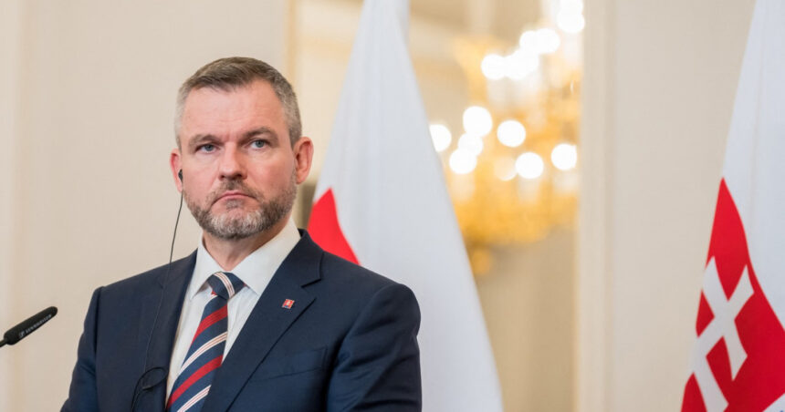 presedintele prorus al slovaciei sustine ca pacea nu poate fi obtinuta fara pierderi teritoriale pentru ucraina 675fe9f636365