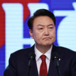 presedintele sud coreean yoon suk yeol a primit interdictia de a parasi tara 6756b430dff7b