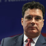 rectorul snspa remus pricopie anunta ca o sustine pe elena lasconi in turul doi al prezidentialelor 674edf2c689cd