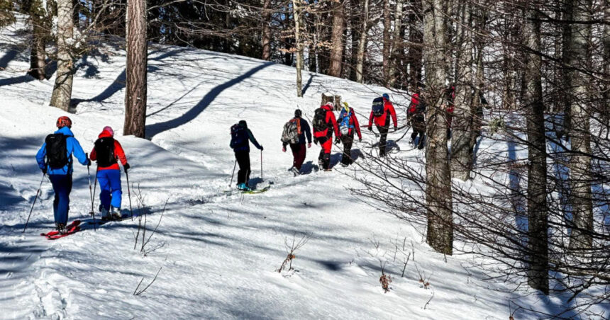 risc de avalansa la munte ce sfaturi au salvamontistii pentru romanii care vor sa faca drumetii montane 6770d8c6cc7ba